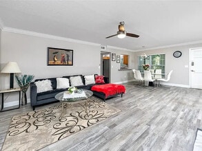 360 N Bayshore Blvd in Clearwater, FL - Building Photo - Building Photo