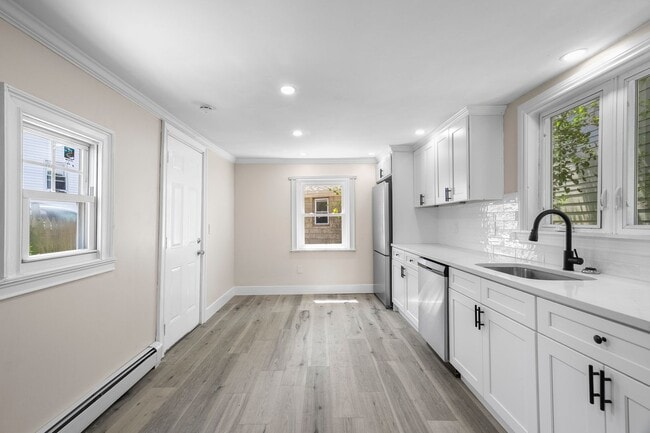 125 Grand View St in Providence, RI - Building Photo - Building Photo