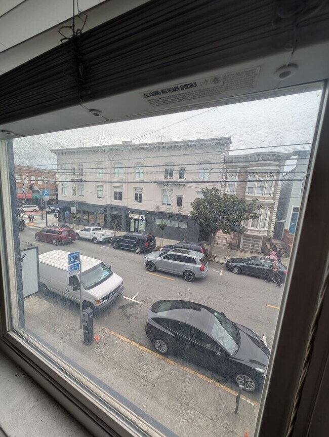 3491 20th St-Unit -01 in San Francisco, CA - Building Photo - Building Photo