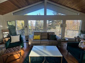 2125 Dahl Ln, Unit 2125 Dahl Lane #3 in Anchorage, AK - Building Photo