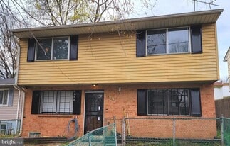 6706 Blacklog St in Capitol Heights, MD - Building Photo