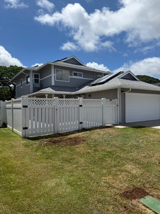 91-1022-1022 Hamoula St in Ewa Beach, HI - Building Photo