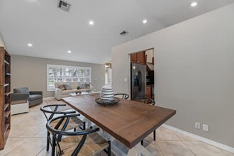 13773 Sheffield St in Wellington, FL - Building Photo - Building Photo