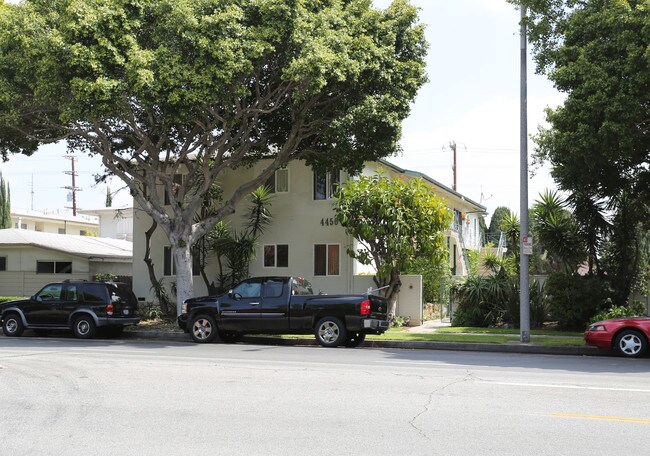 4450 Overland Ave in Culver City, CA - Building Photo - Building Photo