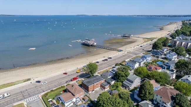 623 Quincy Shore Dr in Quincy, MA - Building Photo - Building Photo