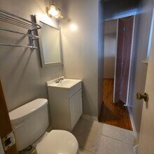 8185 Green Dr in Garfield Heights, OH - Building Photo - Building Photo