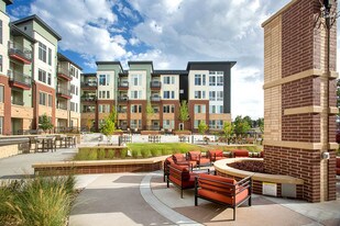 Broadstone on Ninth (9th) Apartamentos