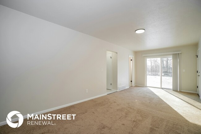 3391 Compton Dr in Columbus, OH - Building Photo - Building Photo