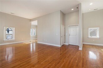 414 Franklin St in Buffalo, NY - Building Photo - Building Photo