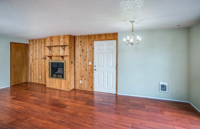 870 S Holladay Dr in Seaside, OR - Building Photo - Building Photo