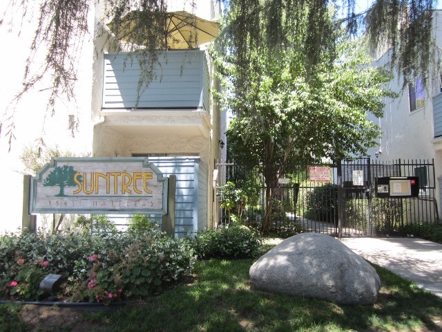 property at 18411 Hatteras St