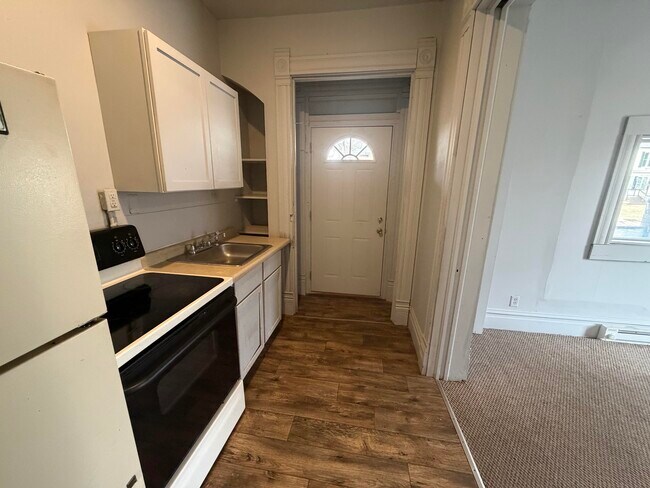 1137 N Walnut St in Danville, IL - Building Photo - Building Photo