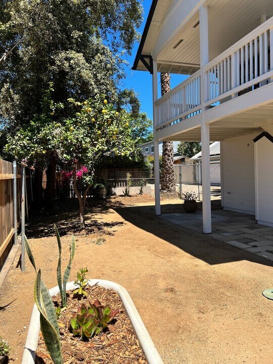 612-614 Mulberry Ave in Santa Barbara, CA - Building Photo