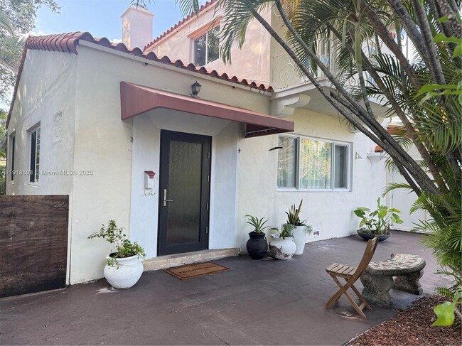 6312 Alton Rd in Miami Beach, FL - Building Photo - Building Photo