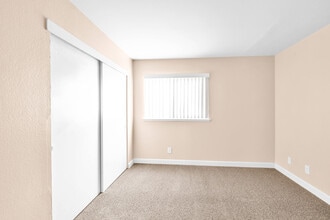 Lincoln Woods in Carmichael, CA - Foto de edificio - Building Photo
