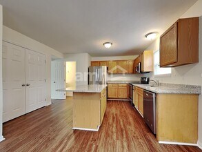 6645 Water Lily Ln in Maineville, OH - Building Photo - Building Photo
