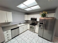 9405 Slate Dr in Las Vegas, NV - Foto de edificio - Building Photo