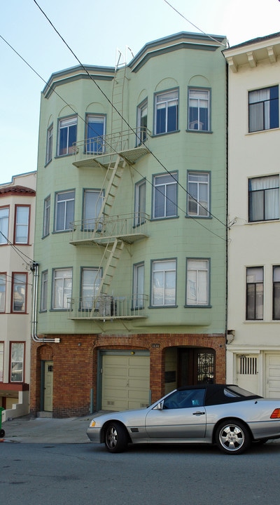 1530 Leavenworth St in San Francisco, CA - Building Photo