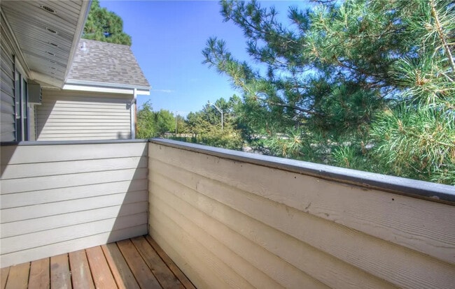 10150 E Virginia Ave, Unit 1-205 in Denver, CO - Building Photo - Building Photo