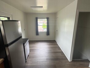 2413 E 18th St in Sioux Falls, SD - Building Photo - Building Photo
