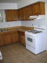 128 Hawley St, Unit 2 in Binghamton, NY - Foto de edificio - Building Photo