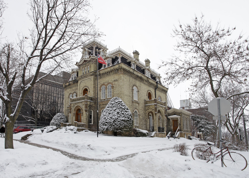 Keenan House in Madison, WI - Building Photo