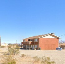 1235 Navajo Dr in Bullhead City, AZ - Building Photo