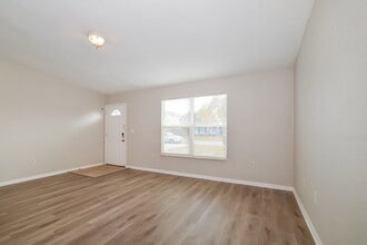 648 Caribou Ct, Unit 3O in Kissimmee, FL - Building Photo - Building Photo