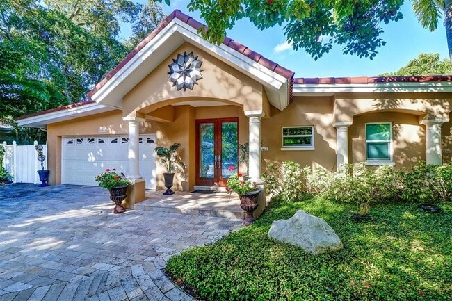 8286 30th Ave N in St. Petersburg, FL - Building Photo - Building Photo