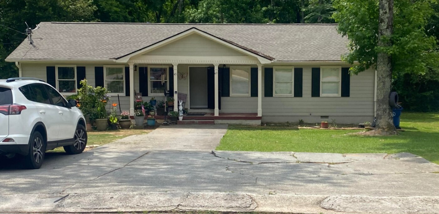 43 Ezzard St in Lawrenceville, GA - Building Photo