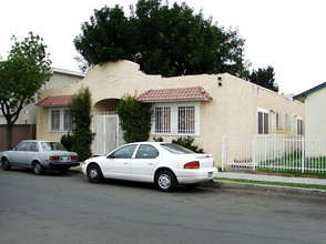 The Locust Avenue Apartments in Long Beach, CA - Building Photo - Building Photo