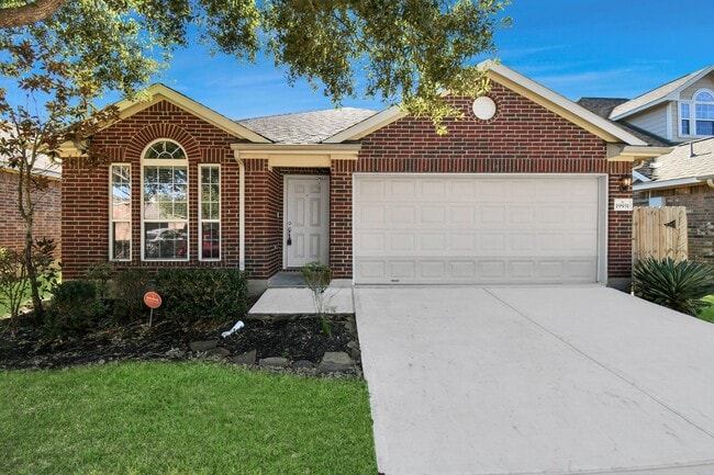 property at 19931 Roycroft Ln