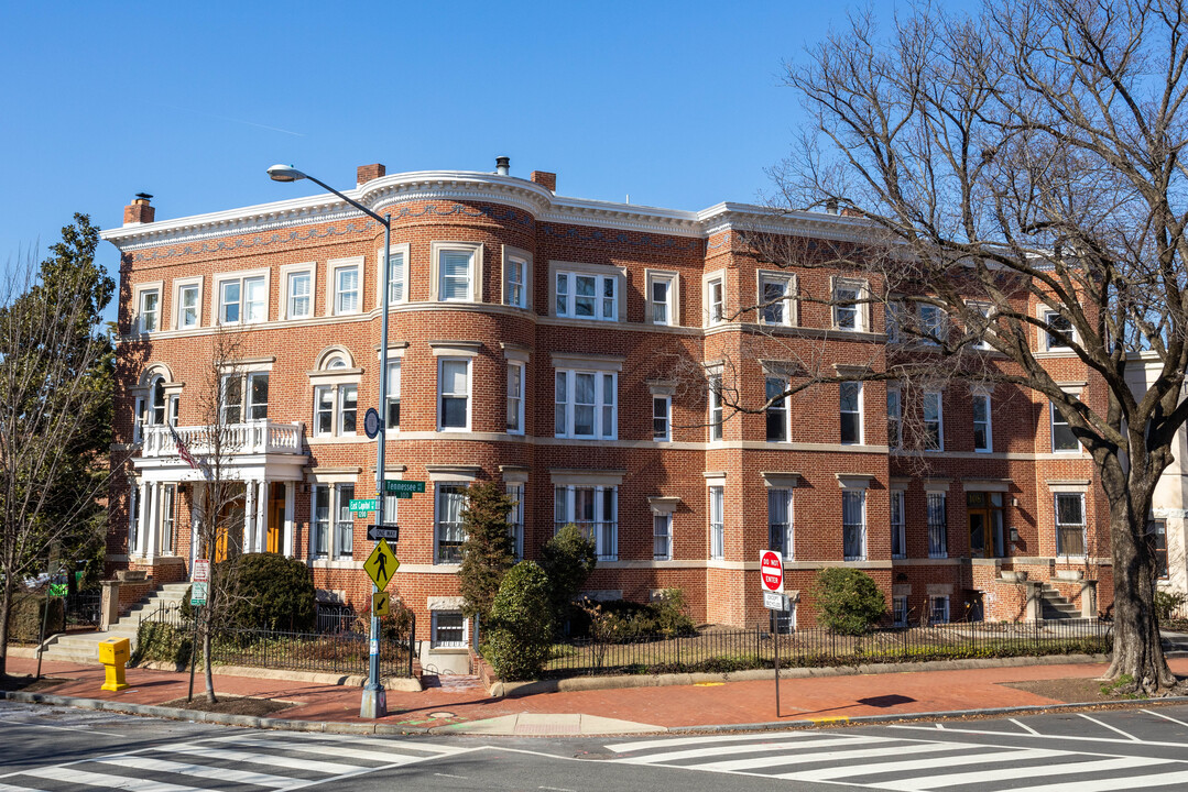 1200 Capitol St NE in Washington, DC - Foto de edificio