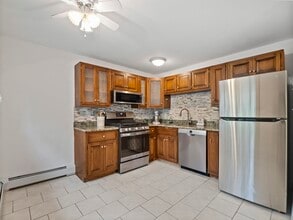 88 Edgelawn Ave in North Andover, MA - Building Photo - Building Photo