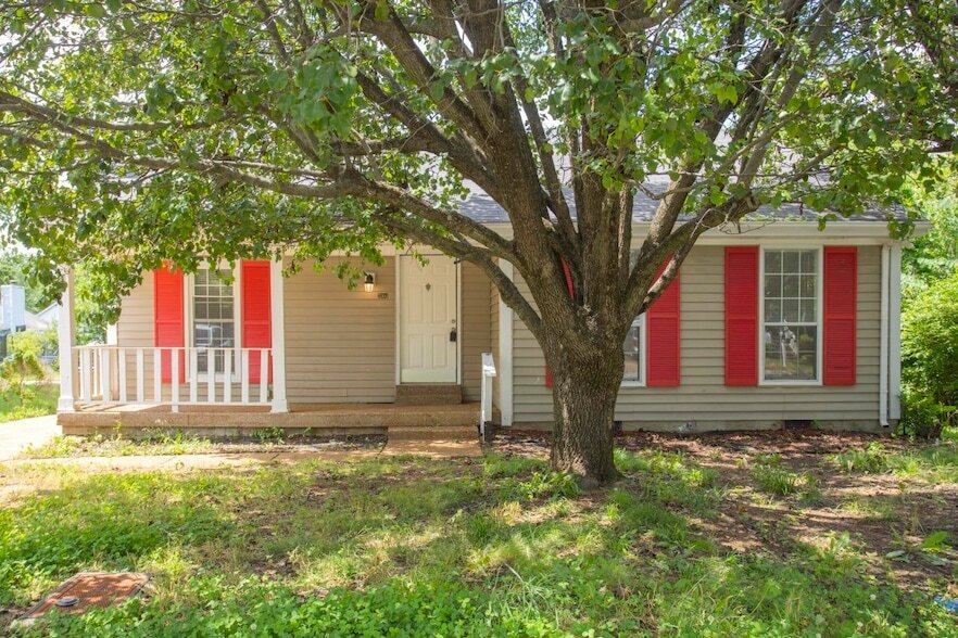 3104 Kinwood Dr in Nashville, TN - Building Photo