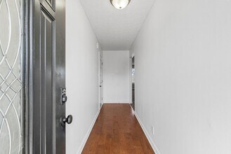 100 Gleaves Ln in Oak Grove, KY - Building Photo - Building Photo
