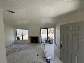 2631 Corian Glen Dr in San Antonio, TX - Building Photo - Building Photo