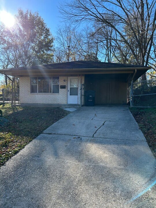 1917 Dove St in Shreveport, LA - Building Photo