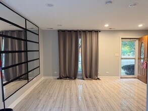 6W S Fernwood Dr in Bolingbrook, IL - Building Photo - Building Photo