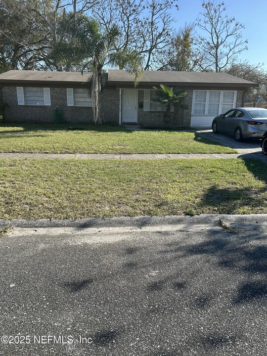 11666 Starfish Ave in Jacksonville, FL - Building Photo