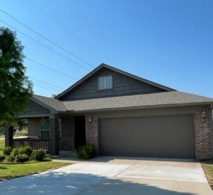 property at 825 Barbaroot Dr
