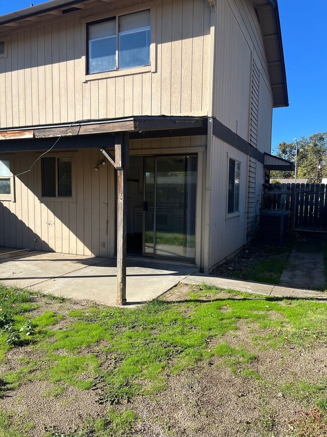 511-513 Plum St in Medford, OR - Building Photo - Building Photo