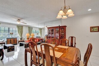 6750 NE 21st Rd in Fort Lauderdale, FL - Building Photo - Building Photo