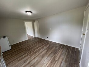 2861 W Jordan St in Shreveport, LA - Foto de edificio - Building Photo