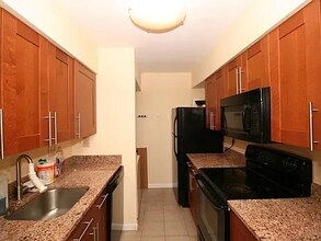 9704 Hellingly Pl in Montgomery Village, MD - Building Photo - Building Photo