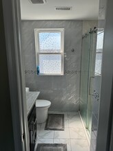 7418 Dungan Rd-Unit -Unit 2 in Philadelphia, PA - Building Photo - Building Photo