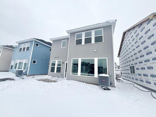 1159 149th St W in Rosemount, MN - Foto de edificio - Building Photo