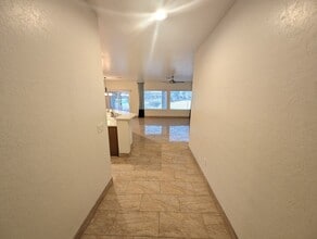 7521 Chaffinch St in North Las Vegas, NV - Building Photo - Building Photo