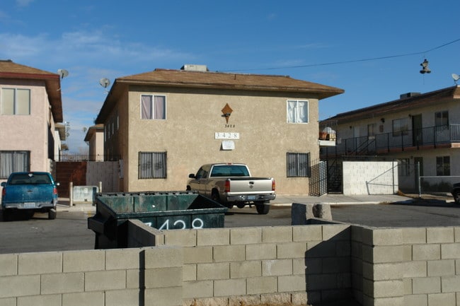 3428 Aristos Ave in North Las Vegas, NV - Foto de edificio - Building Photo