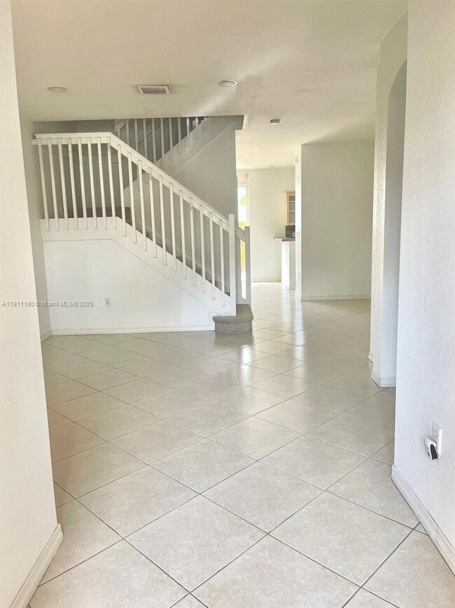 12553 SW 124th Terrace in Miami, FL - Building Photo - Building Photo